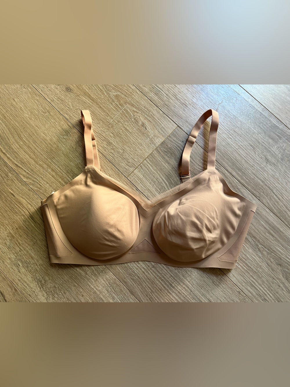 Honeylove Women’s CrossOver Bra Sand - Size XL (38D/DD(E)) - Picture 2 of 5